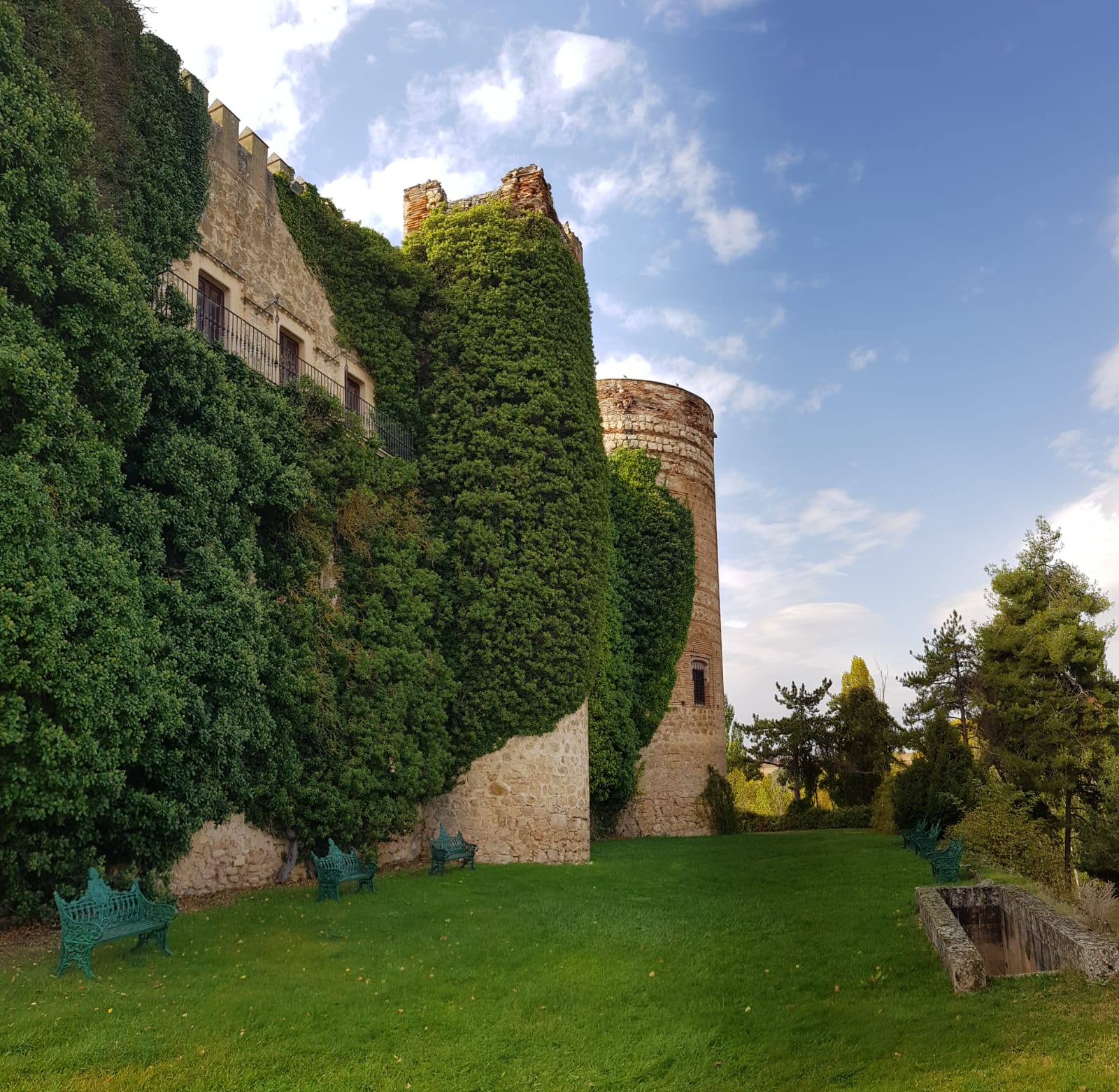 Castillo Castilnovo Interiores 1